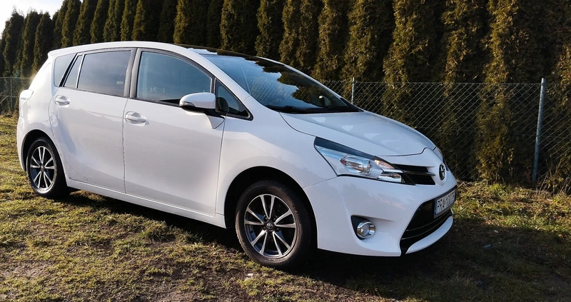 Toyota Verso cena 39900 przebieg: 169000, rok produkcji 2014 z Bojanowo małe 154